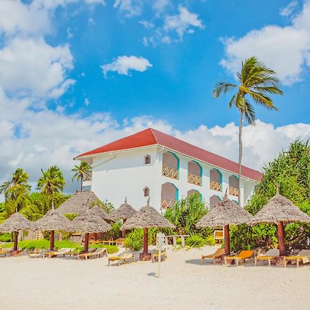 Ahg Sun Bay Mlilile Beach Hotel มาเทมวu ภายนอก รูปภาพ