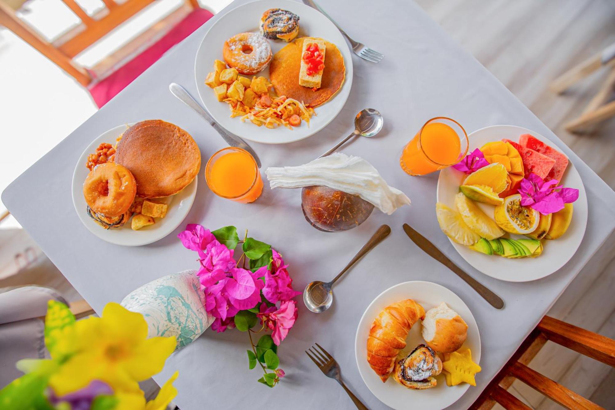 Ahg Sun Bay Mlilile Beach Hotel มาเทมวu ภายนอก รูปภาพ