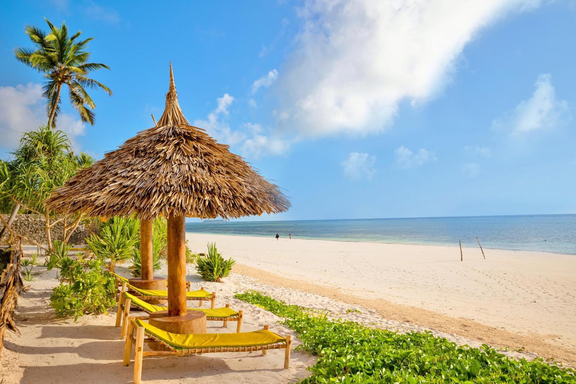 Ahg Sun Bay Mlilile Beach Hotel มาเทมวu ภายนอก รูปภาพ